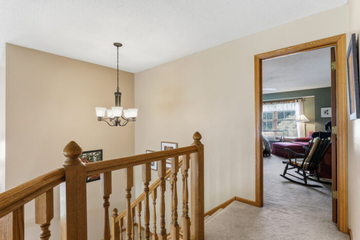 8777 Cottonwood Lane Eden Prairie, Interior