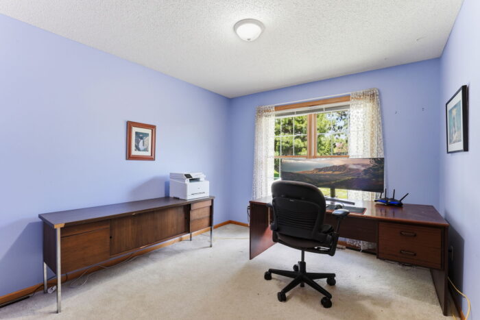 8777 Cottonwood Lane Eden Prairie, Interior