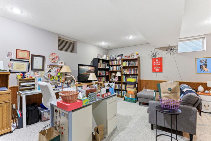 8777 Cottonwood Lane Eden Prairie, Interior