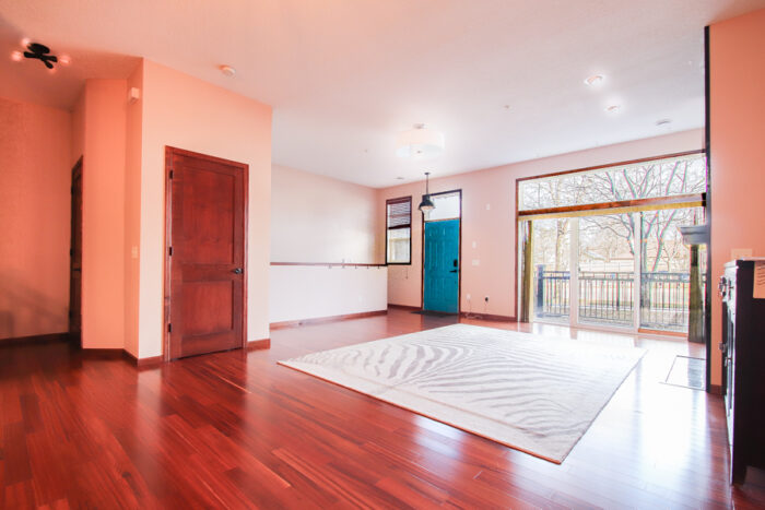 527 Snelling Avenue South #9 St Paul rowhome in Highland park