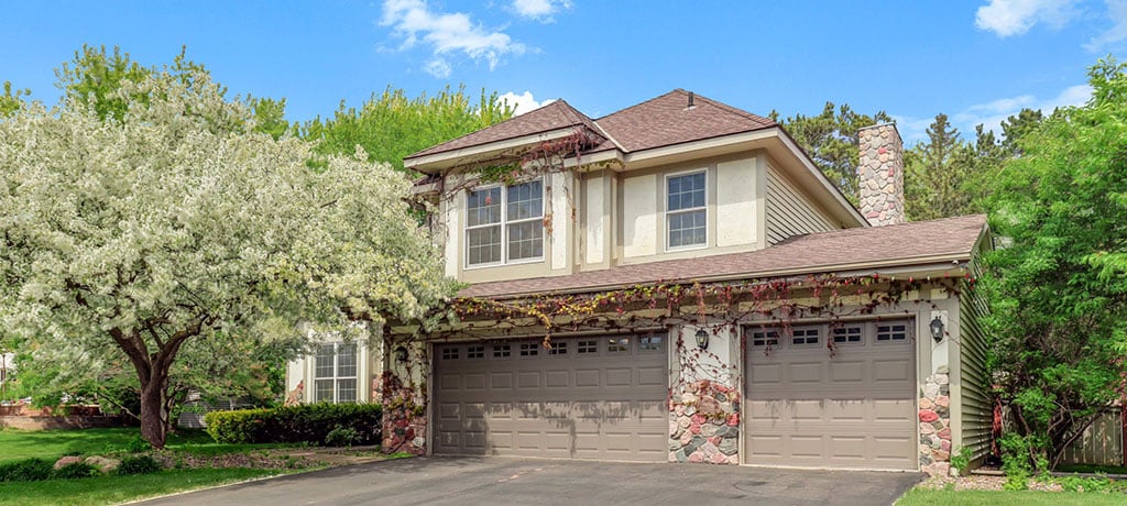 8777 Cottonwood Lane Eden Prairie